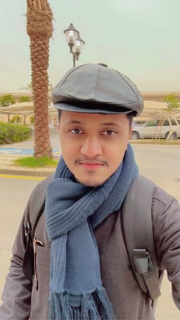 أيمن الشنقيطي